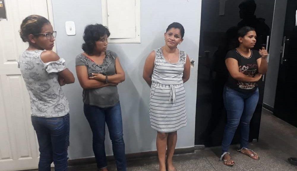 Titias Do Crime S O Presas Ap S Roubarem Loja Do Shopping Suma Ma