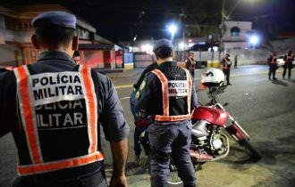 Amazonino diminuiu PMs na Casa Militar para colocar mais policiais nas ruas