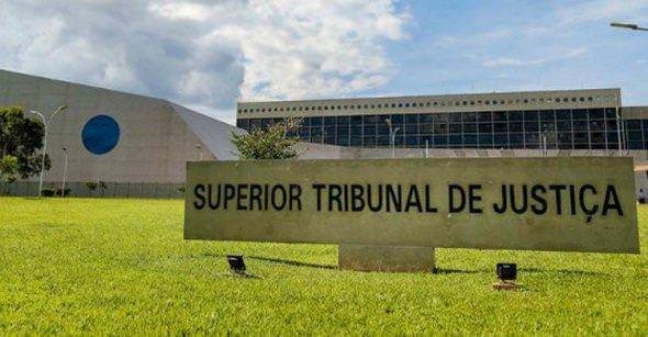 STJ julga denúncia contra governador e vice do Amazonas; assista ao vivo
