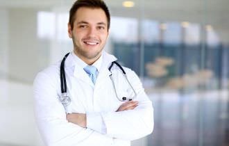 SJT Med, do grupo Adtalem, está com inscrições abertas para o preparatório de Residência Médica em todo o Brasil