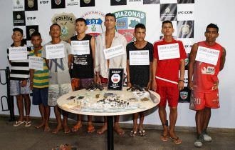 Equipes da Polícia Civil e Seaop prendem grupo com armas de fogo, munições e porções de drogas