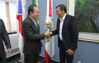 Governador eleito, Wilson Lima, faz visita de cortesia ao presidente do TJAM, Yedo Simões