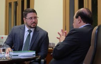 Governo conectado com políticas públicas