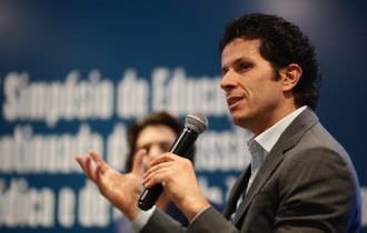 Simpósio da CBF debate medicina esportiva