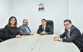 David recebe candidatos à presidência da OAB-AM e pede pelo fortalecimento da entidade