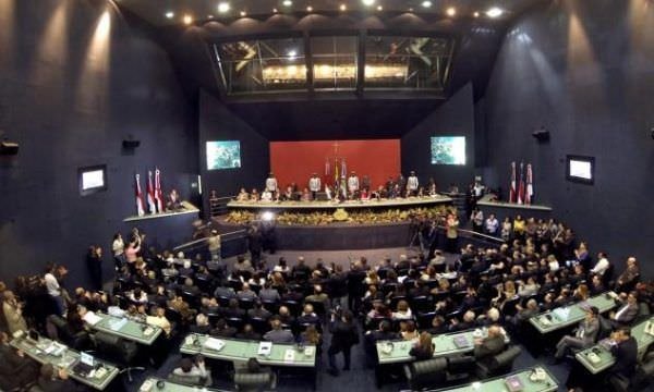 Deputados entram com Agravo Interno e Reclamação para manter Cidades presidente da ALE