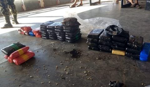 Exercício Brasileiro apreende mais de 50kg drogas na região da tríplice fronteira