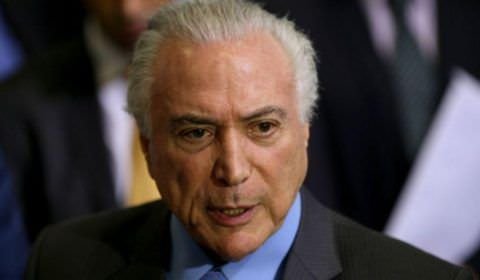 Temer se manifesta em sua conta no Twitter e diz que ajudará as famílias vítimas do incêndio em Manaus