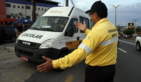 Prefeitura alerta para a contratação de conduções escolares legalizadas