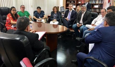 Órgãos fiscalizadores discutem ações preventivas de segurança da Usina de Balbina