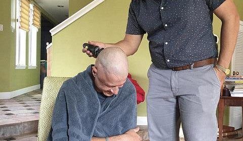 Especialista explica a importância da família para o paciente com câncer