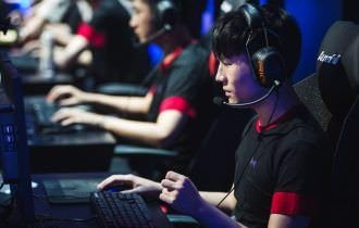 Apaixonados por games podem jogar LOL, GTA e FIFA 2019 no Manauara Shopping até domingo (10)