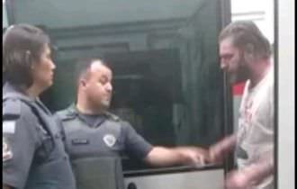 Petistas alegam que militante teve braço quebrado por PM; Veja o vídeo