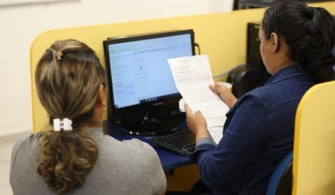 ‘Atrasados’ devem entregar Declaração de IR e realizar retificação para evitar multa