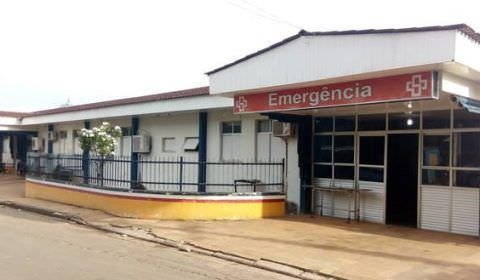 Criança com 40 graus de febre não é atendida por falta de médicos em Tefé