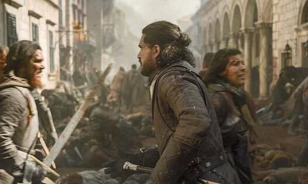 Brasileira figurante em 'Game of Thrones' detalha gravação do penúltimo episódio: 'É fogo real'