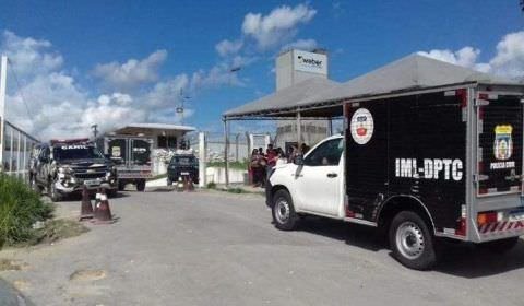 Corpos de 35 detentos já foram identificados pelo IML