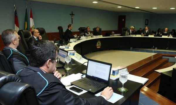 Pleno reprova contas de Companhia de Água, Esgoto e Saneamento de Coari