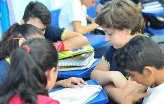 Escolas estaduais com calendário especial mantém aulas nesta sexta-feira (21)