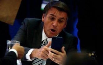 Disparos em massa pelo WhatsApp foram a favor e contra minha campanha, diz Bolsonaro