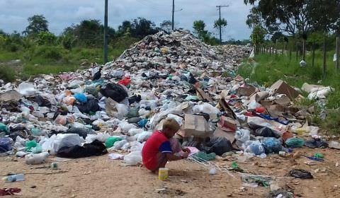 Justiça atende MP e determina instalação de aterro sanitário em Envira