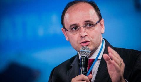 MPF processa ex-secretário de Educação do AM por dispensa ilegal de licitação