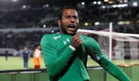 Goleiro do Flu é flagrado em exame por possível uso de cocaína e recusa contraprova