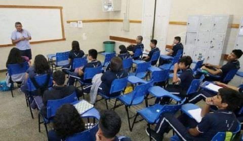 19% das redes de estados e municípios investem o adequado em educação