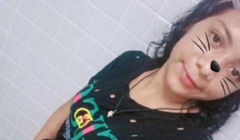 Jovem é morta a facadas em assalto em Itacoatiara