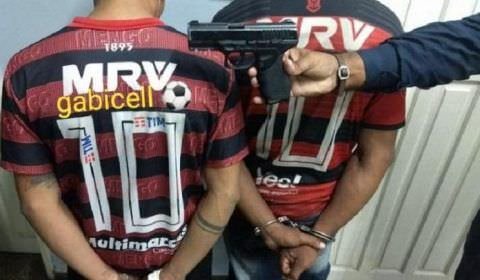 Polícia prende em flagrante suspeitos de assalto a ônibus, em Manaus