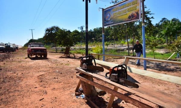 Operação desmonta ocupação ilegal em área ambientalmente protegida no Careiro Castanho