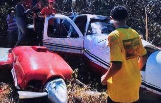 Piloto ferido na queda de avião em Autazes chega a hospital em Manaus