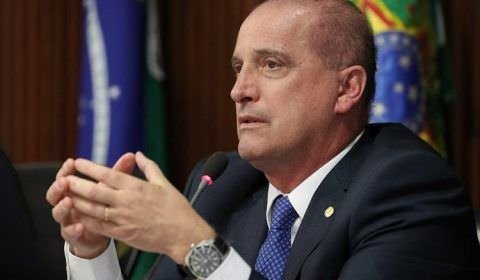 Saque do FGTS terá limite de R$ 500 por conta e vai começar em agosto, diz Onyx