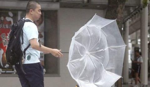 Tempestade tropical atinge Japão e mais de 760 voos são cancelados