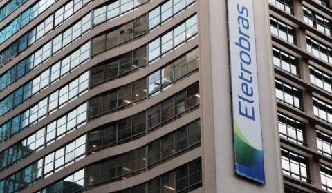Governo articula com Congresso projeto de capitalização da Eletrobras Meta é valorizar a empresa, diz ministro de Minas e Energia