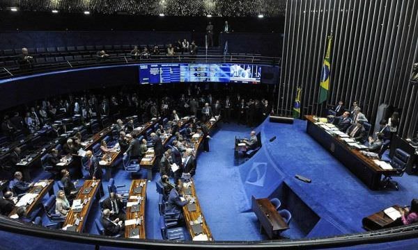 Plenário do Senado pode votar hoje limites a ministros do Supremo