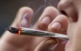 Briga por cigarro de maconha acaba em morte no Porto da Manaus Moderna