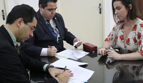 MPF no Amazonas e Ufam firmam acordo para combate à violência obstétrica