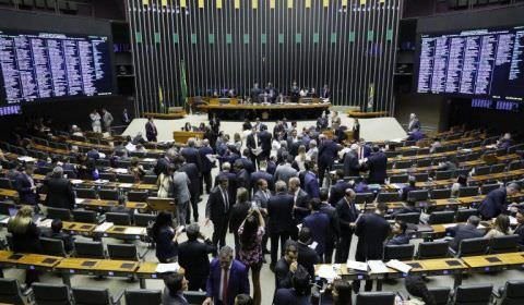 Plenário retomará votação da nova Lei de Licitações