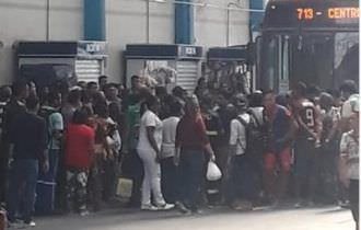 Homem é atropelado por ônibus dentro do Terminal 2 em Manaus