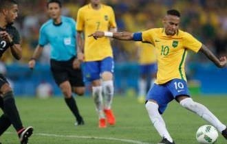 Seleção brasileira masculina recua e cai para 3º lugar no ranking da Fifa