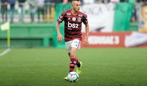 Flamengo e Grêmio decidem hoje quem vai à final da Libertadores