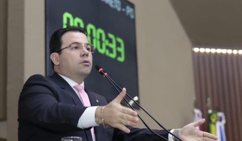 Governo "limpa" caixa da Afeam para evitar calote do 13º salário dos servidores estaduais