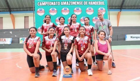 Santa Etelvina/Ceti João Braga conquista Amazonense de Handebol Feminino Infantil
