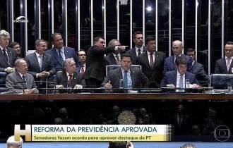 Ao vivo: reforma da Previdência é promulgada pelo Congresso