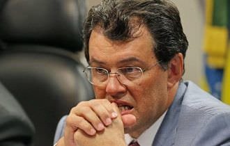 Ministro da “Lava Jato” autoriza operação contra senadores do MDB