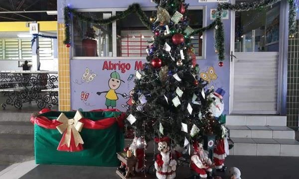 Abrigo Moacyr Alves lança Campanha “Adote um acolhido e seja o Papai Noel neste Natal”