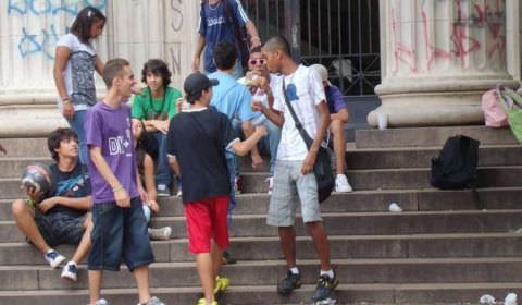 Número de jovens que não estudam nem trabalham aumentou em 2018