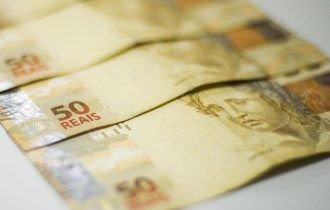 Brasil tem 5 milhões de pessoas superendividadas