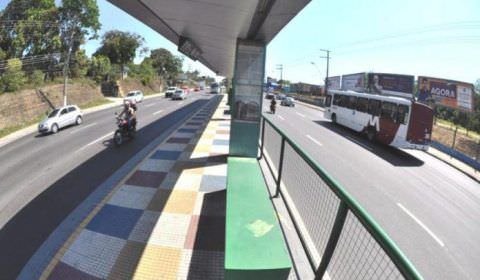 Suspenso pregão da Prefeitura para recuperação de paradas de ônibus